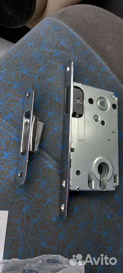 Магнитный замок