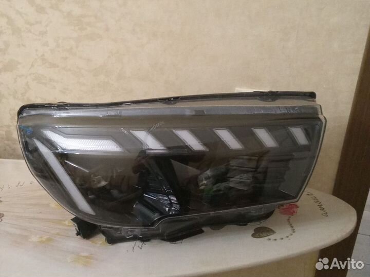 Фары на LADA vesta до рестайлинговые