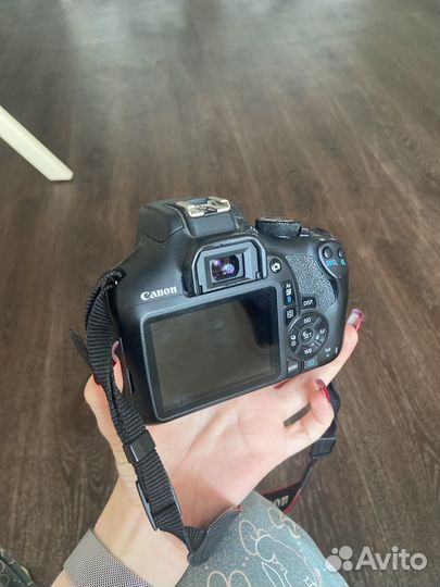 Зеркальный фотоаппарат canon eos 1300d