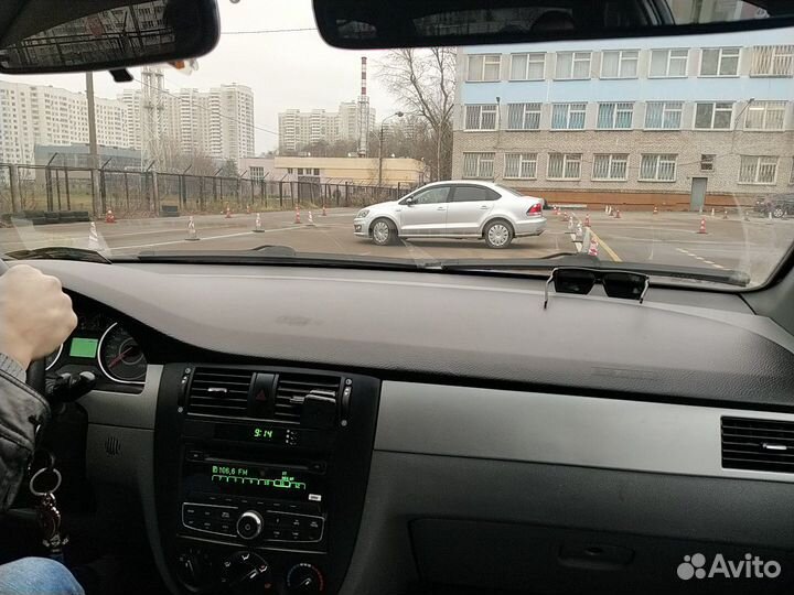 Автоинструктор, инструктор по вождению