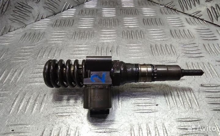 Форсунка топливная Audi A4/RS4/S4