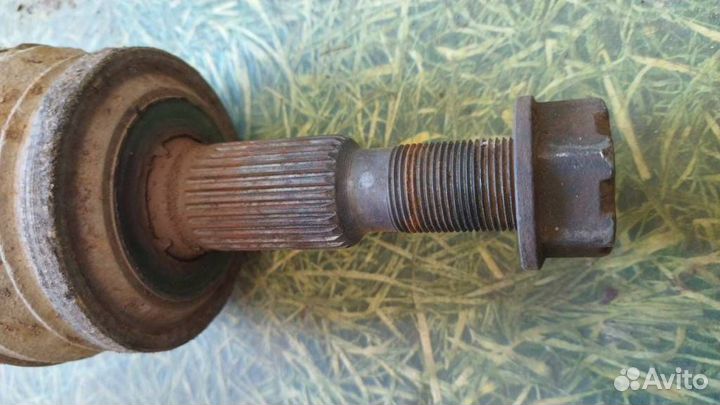 Привод задний левый