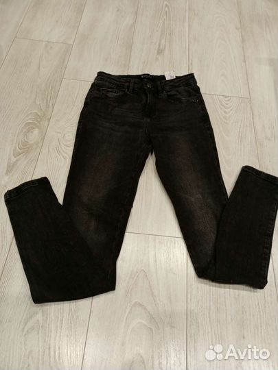 Джинсы скини