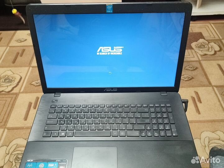 Ноутбук asus X751L