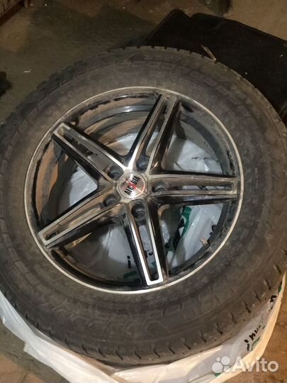 Nokian Tyres Hakkapeliitta 7 225/65 R17