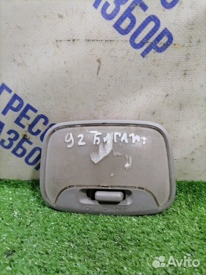 Плафон багажника Mitsubishi Legnum универсал 1.8