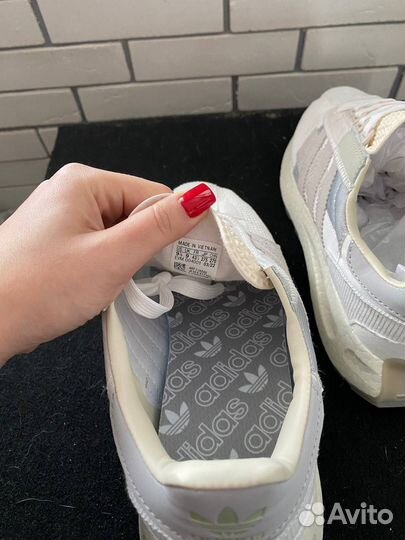 Кроссовки Adidas retropy e5