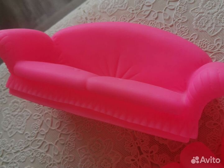 Диван и два кресла для кукол из резины