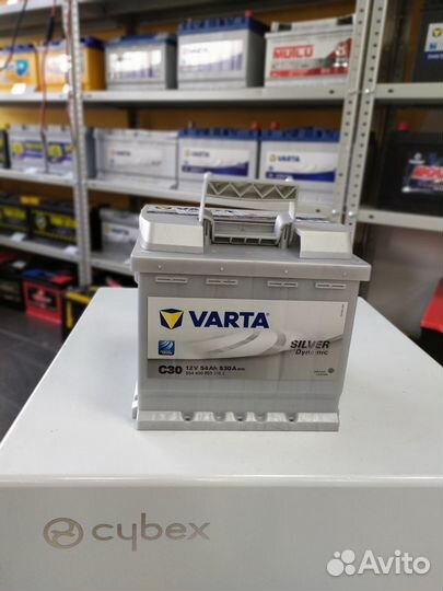 Аккумулятор 54Ah Varta 530A c30 евро кубик обратны