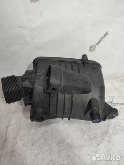 Корпус воздушного фильтра Volkswagen Golf 5K5 cbzb