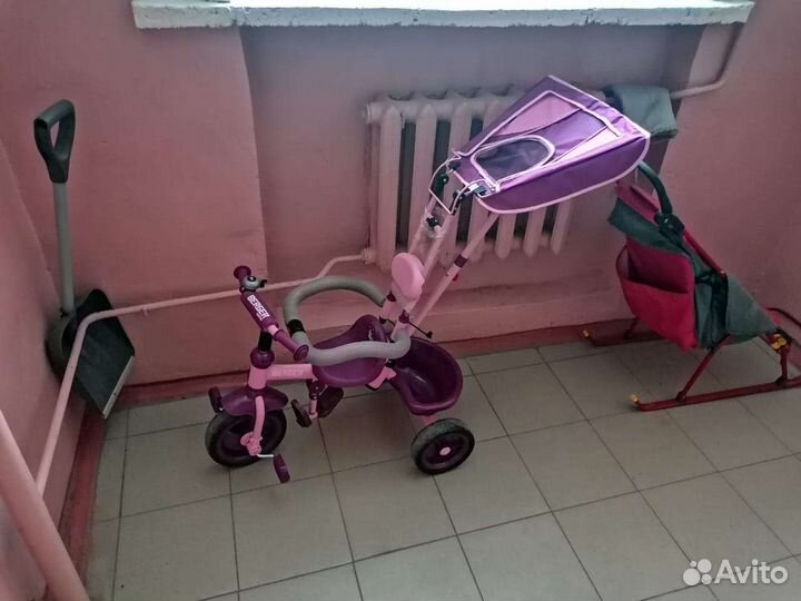 Детский трехколесный велосипед новый