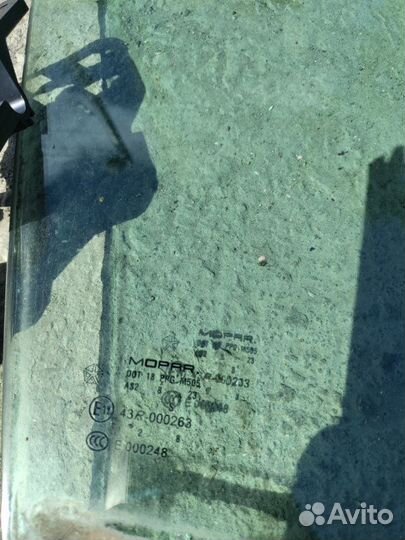 Стекло переднее правое Chrysler Sebring JS 2008