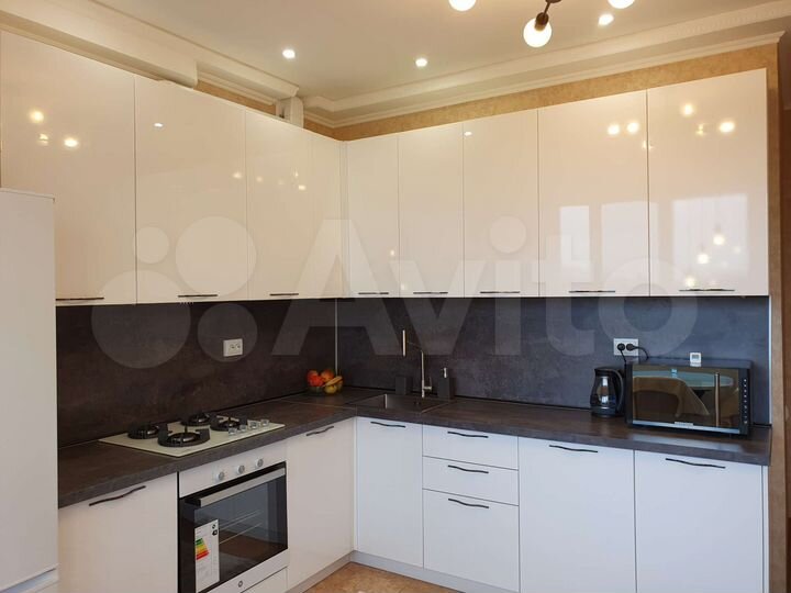 2-к. квартира, 70 м², 5/5 эт.