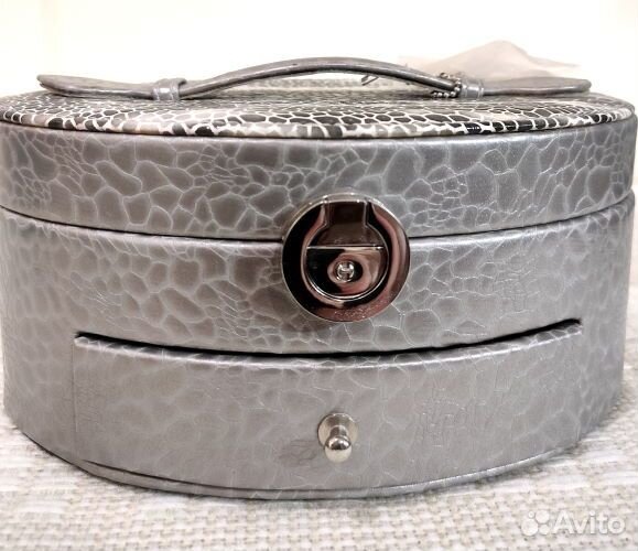 Шкатулка для украшений