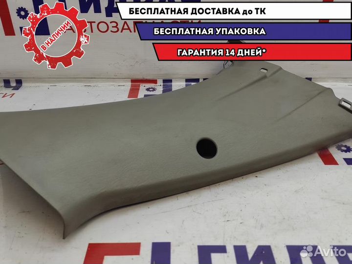 Накладка на стойку салона левая Toyota Estima 2 62