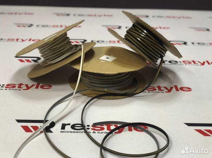 Резинка уплотнительная для тюнинга 1м черная Y691