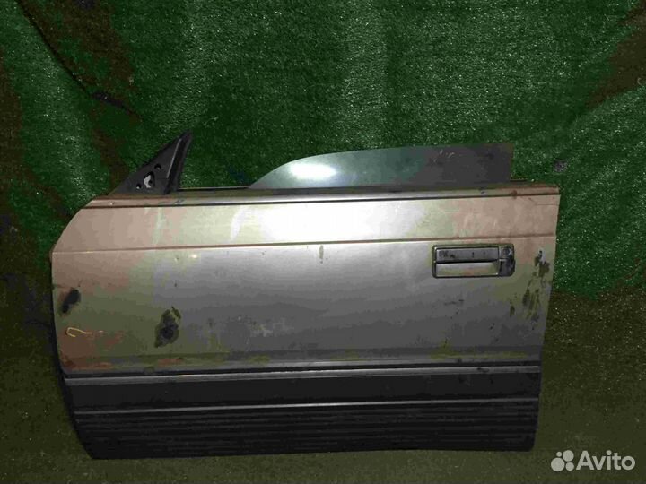 Дверь передняя левая Mazda luce HC3S