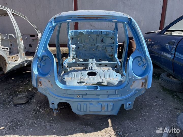 Задняя панель багажника Chevrolet Spark M200 Спарк