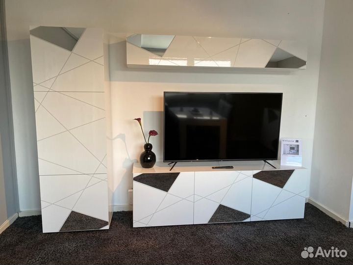 Тумба под тв