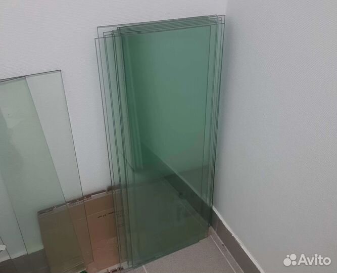 Стеклянная полка на заказ