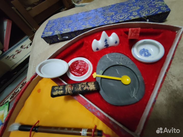 Японские кисти и штемпельный для каллиграфии