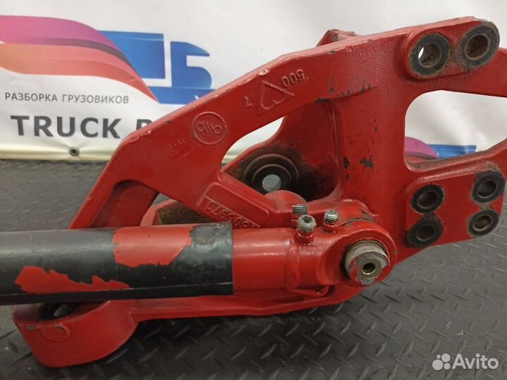 1444742 Цилиндр подъема кабины