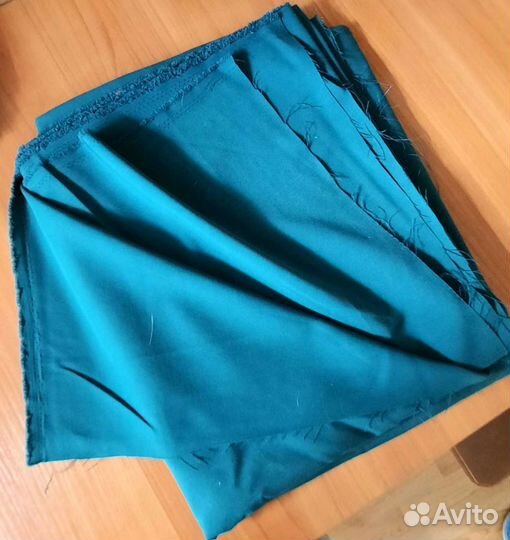 Отрез вискозного крепа 2,5 метра