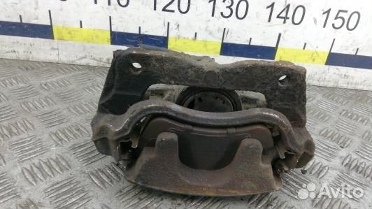 Суппорт тормозной передний левый toyota auris E150