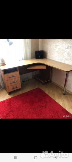 Компьютерный стол