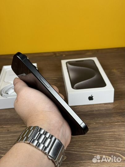 iPhone 15 Pro, 128 ГБ