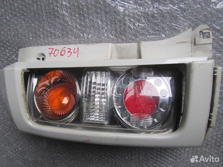 Стоп левый Nissan Elgrand E51