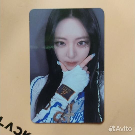 Офф карточка Юны итзи иччи itzy описание читайте