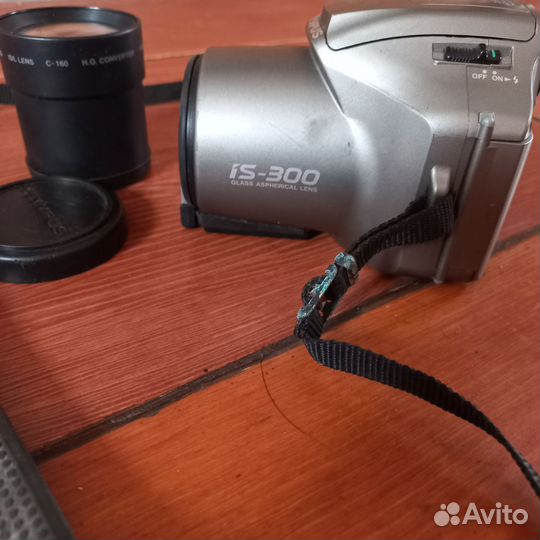 Зеркальный пленочный фотоаппарат Olympus is-300