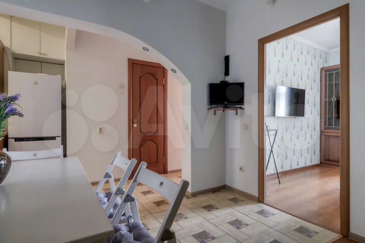 2-к. квартира, 50 м², 10/10 эт.