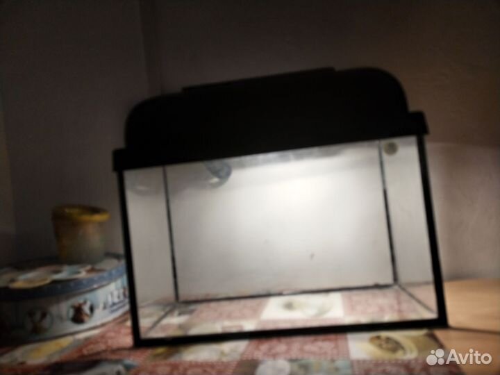 Аквариум 10 л с подсветкой и крышкой