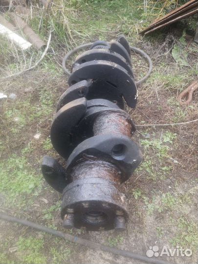 Продаётся коленвал от маза6