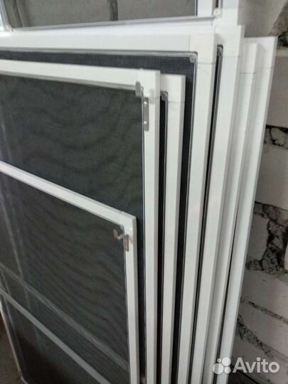 Москитные сетки на окна