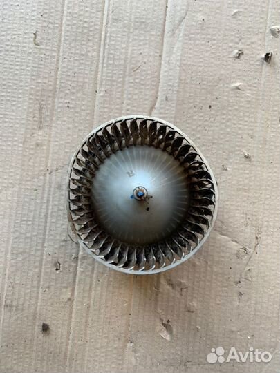 Мотор печки Mitsubishi L200 KB4T 4D56U