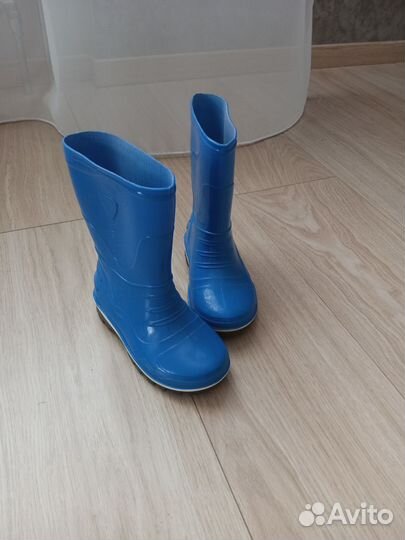 Детские резиновые сапоги