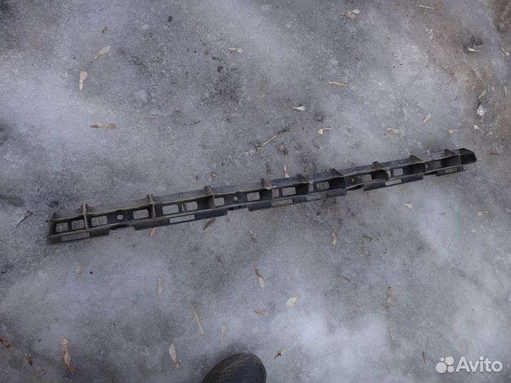 Октавия Крепление заднего бампера A5 04-13