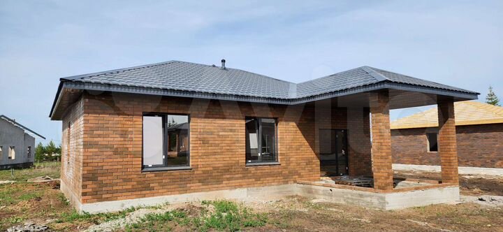 Коттедж 116 м² на участке 8 сот.