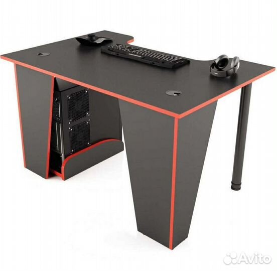 Компьютерный игровой геймерский стол
