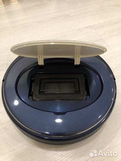 Робот пылесос (моющий)