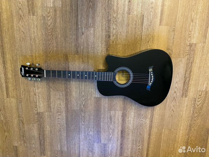 Акустическая гитара новая