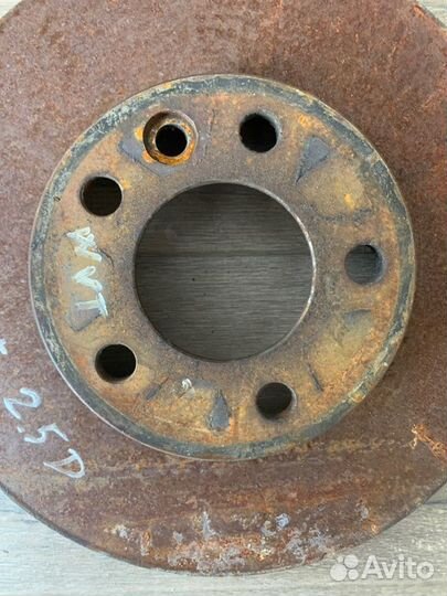 Тормозной диск передний Volkswagen Touareg 1 2.5D