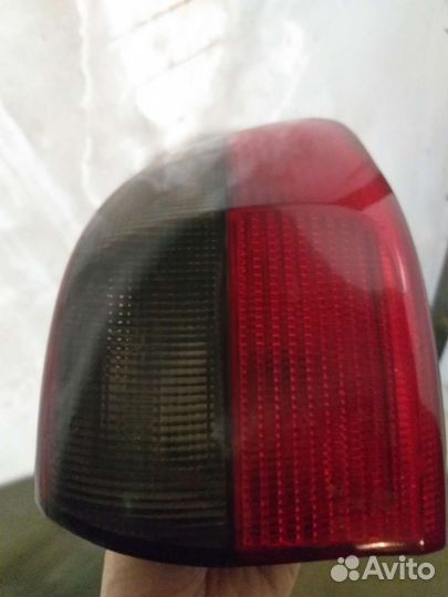 Задний фонарь на опель омега б