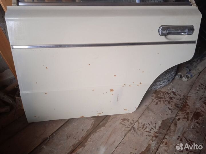 Дверь задняя левая ваз 2106