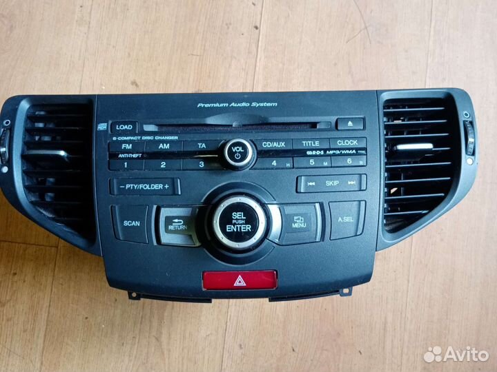 Штатная магнитола Honda Accord 8