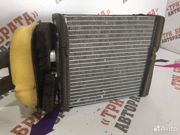 Фольксваген Поло радиатор печки