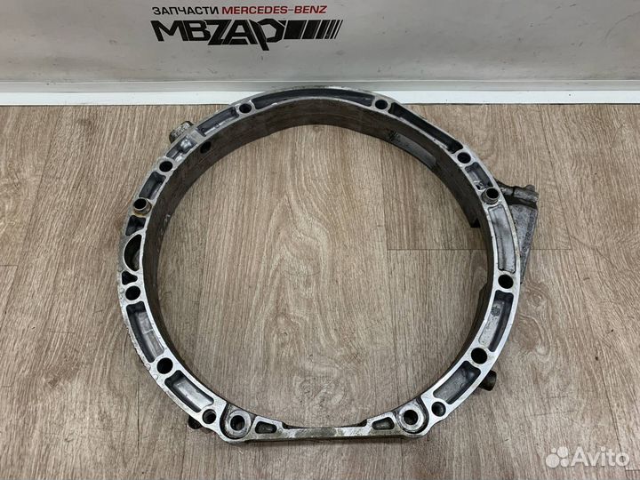 Промежуточный корпус Mercedes W221
